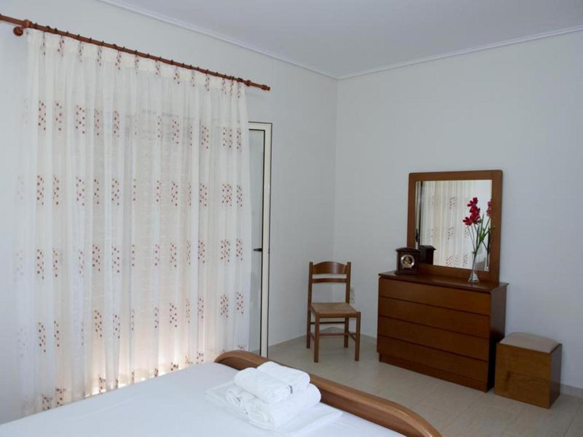 Manoleas Villas - Apartment 2 Stoúpa Eksteriør bilde